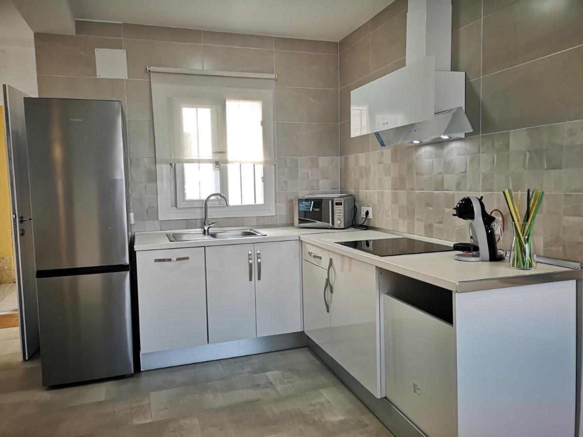 Apartamento Suite Arco De La Villa,Solo Familia Y Parejas,Parking Gratuito Conil De La Frontera Luaran gambar