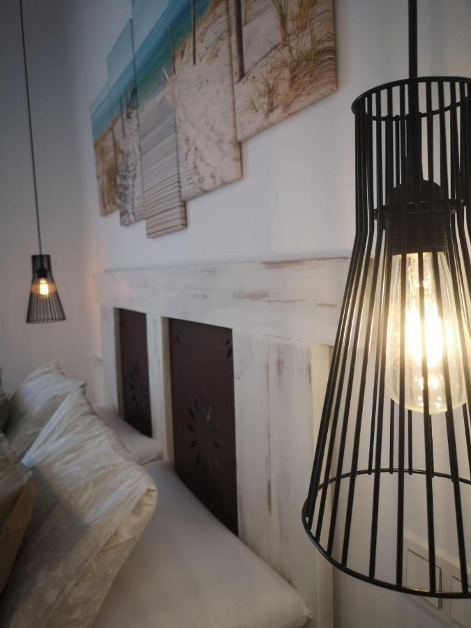 Apartamento Suite Arco De La Villa,Solo Familia Y Parejas,Parking Gratuito Conil De La Frontera Luaran gambar