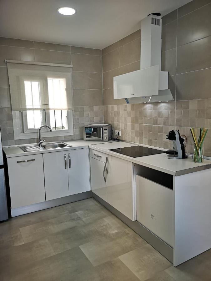 Apartamento Suite Arco De La Villa,Solo Familia Y Parejas,Parking Gratuito Conil De La Frontera Luaran gambar