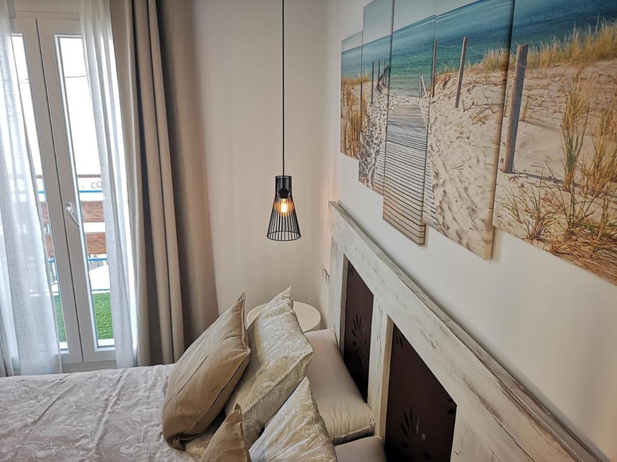 Apartamento Suite Arco De La Villa,Solo Familia Y Parejas,Parking Gratuito Conil De La Frontera Luaran gambar
