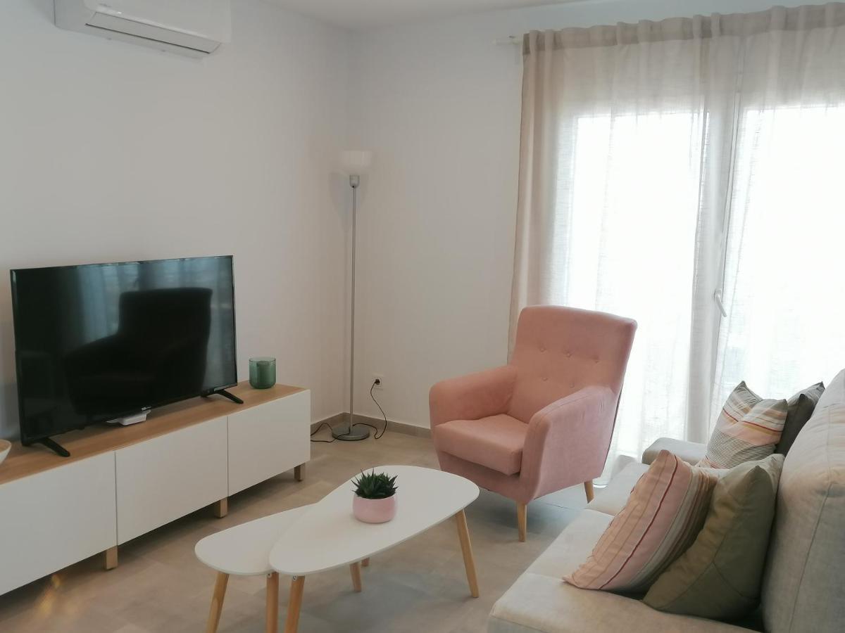 Apartamento Suite Arco De La Villa,Solo Familia Y Parejas,Parking Gratuito Conil De La Frontera Luaran gambar